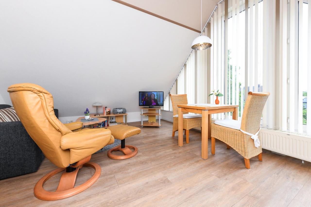Ferienwohnungen Haus Sternenlicht Езенс Екстер'єр фото